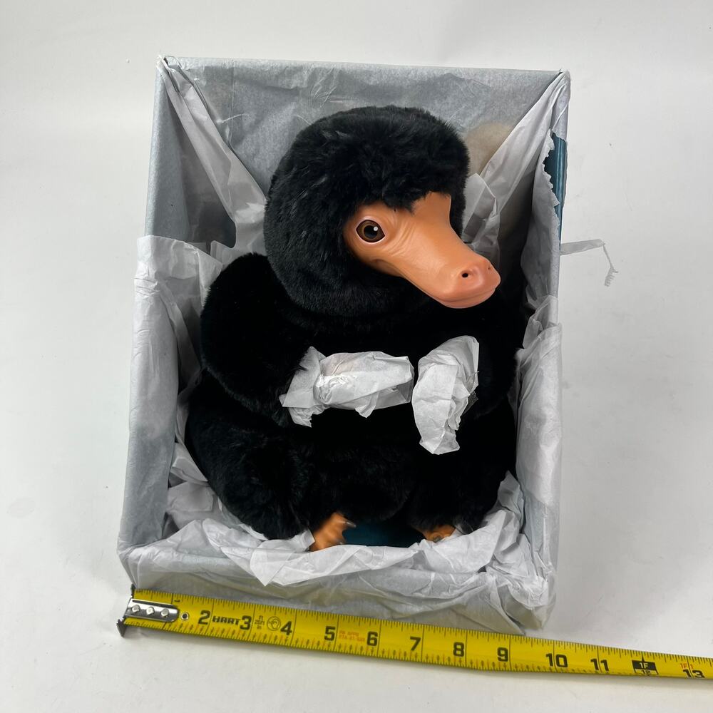 Universal Studios Harry Potter Large Full Niffler Plush Sound Movement New Box - Picture 6 of 6